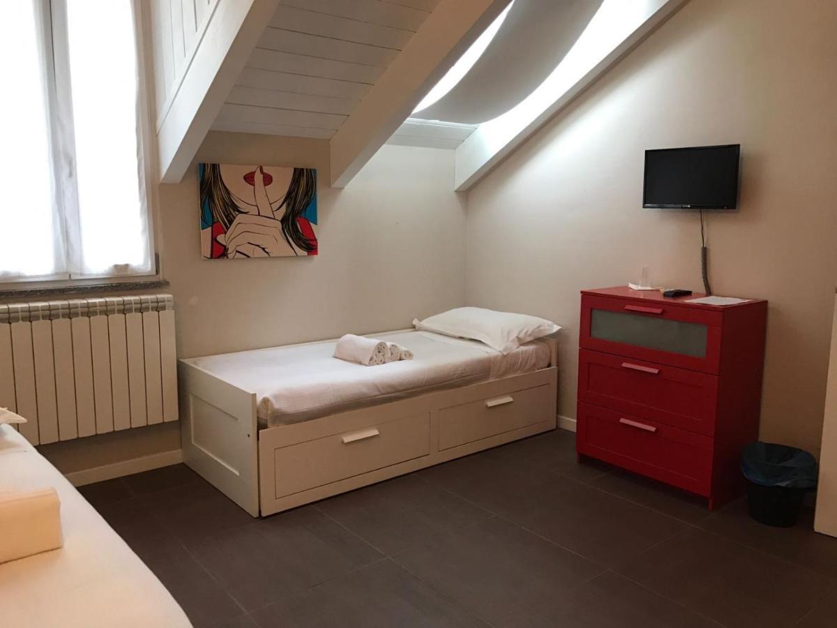 B&B Leonardo Rho Buitenkant foto