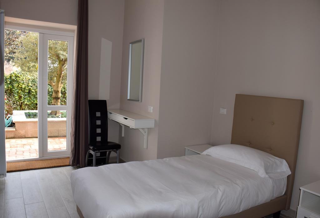 B&B Leonardo Rho Kamer foto