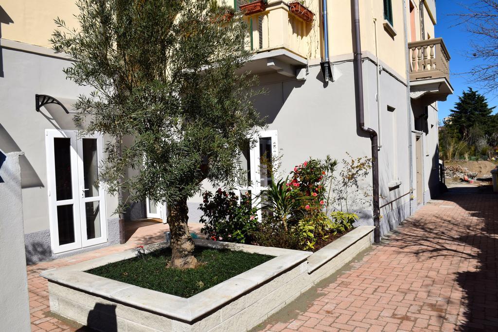 B&B Leonardo Rho Buitenkant foto