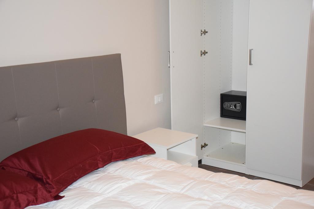 B&B Leonardo Rho Kamer foto