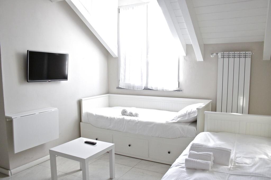 B&B Leonardo Rho Buitenkant foto